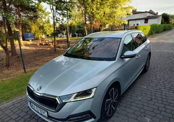 śląskie Skoda Octavia cena 96899 przebieg: 100000, rok produkcji 2021 z Golina